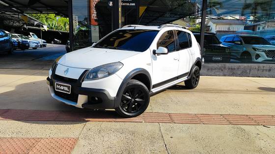 RENAULT SANDERO 1.6 STEPWAY 8V FLEX 4P MANUAL